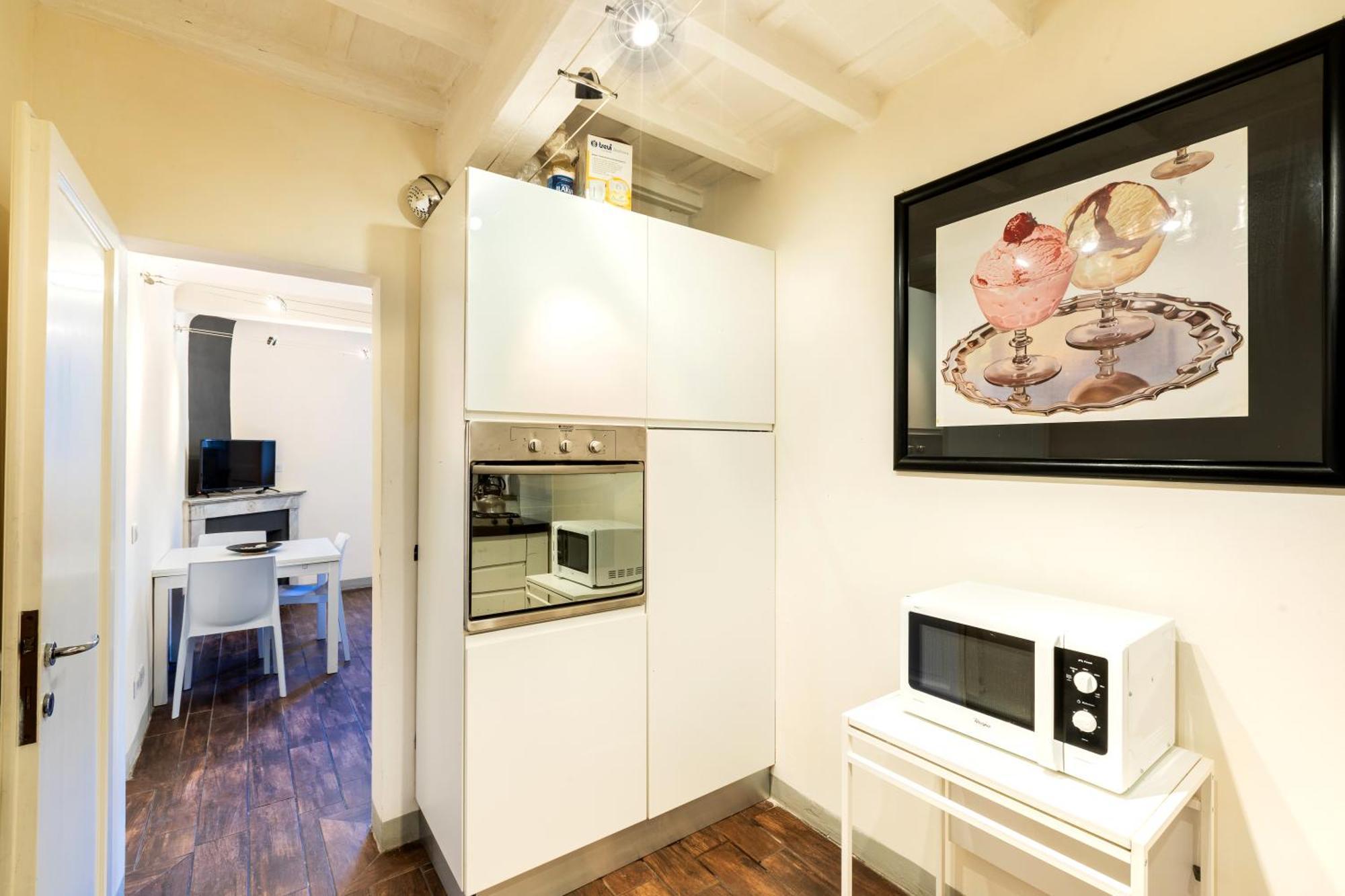 Historic Center Apartment - Next To The River, All Attractions - By LikehomeФлоренция Экстерьер фото